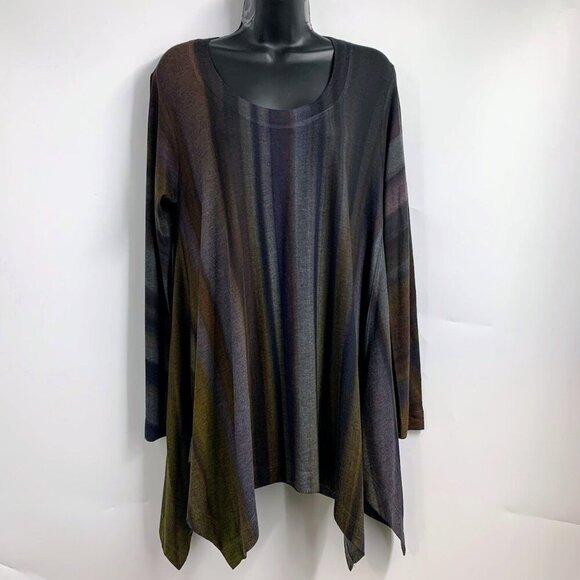 Soft Surroundings Women's Esha Stripe Shark Bite Hem Scoop Neck Size M - Picture 1 of 13